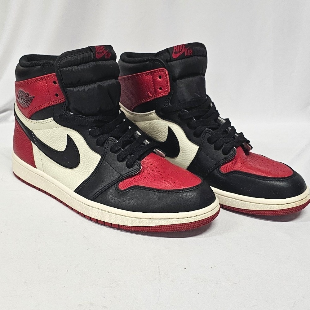 Nike Air Jordan 1 Retro High OG Bred Toe Red Black White 555088-610 Mens